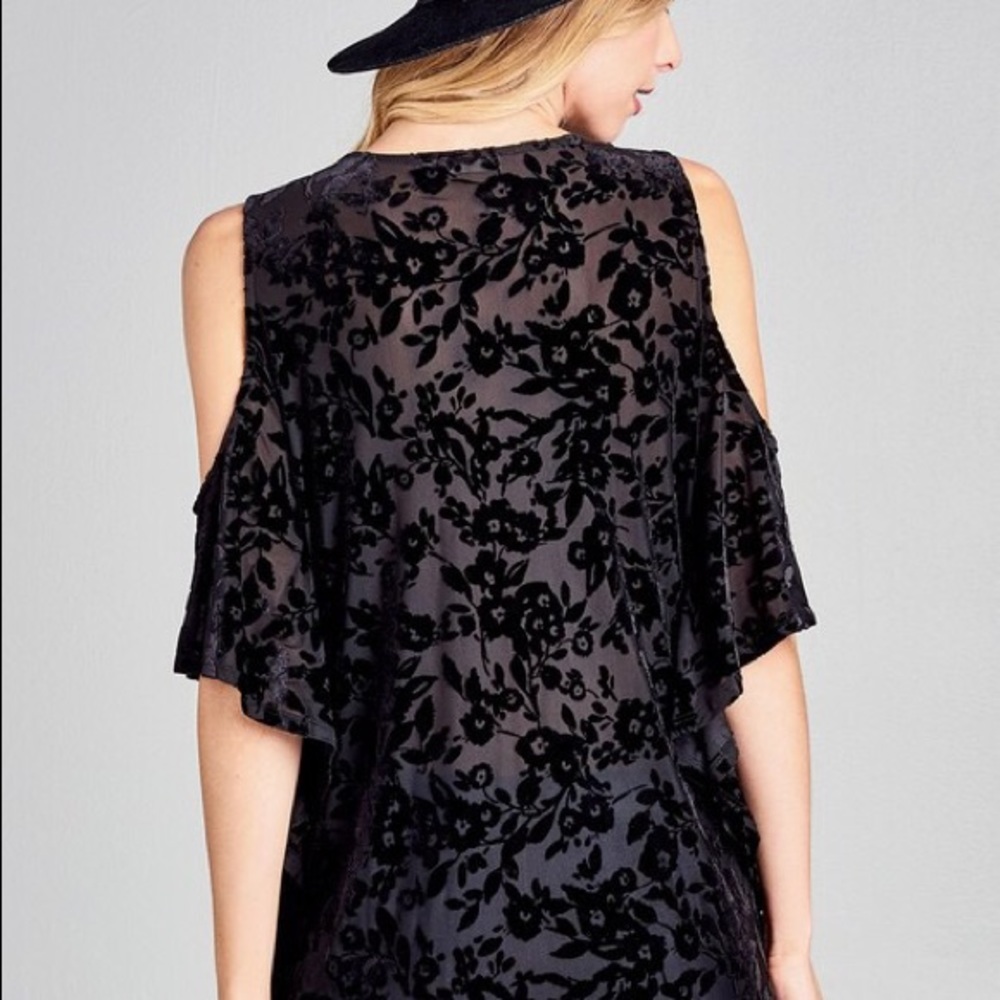 Flocked and Floral Top - Picture 5 of 6